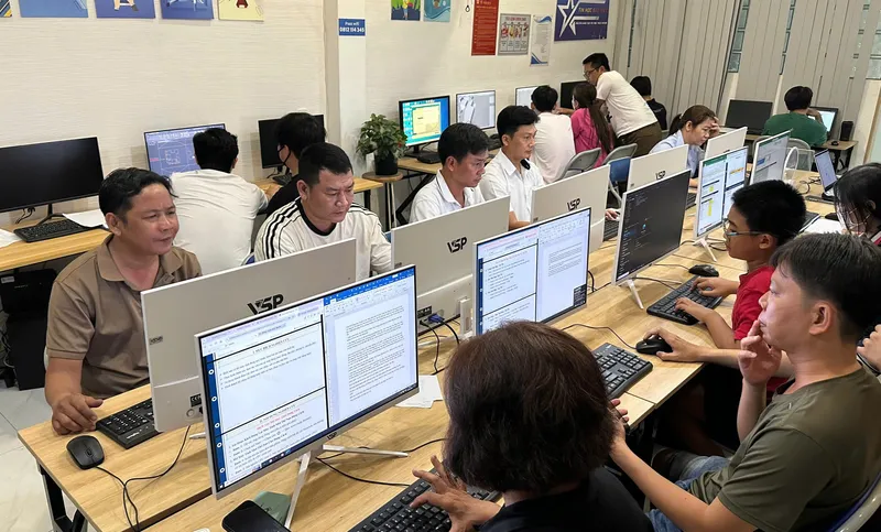 Ứng dụng AI trong lập trình phần mềm thực chiến AI trong lập trình hỗ trợ lập trình viên phát triển phần mềm