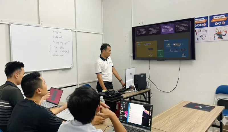 Lớp học AI cho sinh viên công nghệ thông tin Khóa học AI cho sinh viên CNTT thực chiến