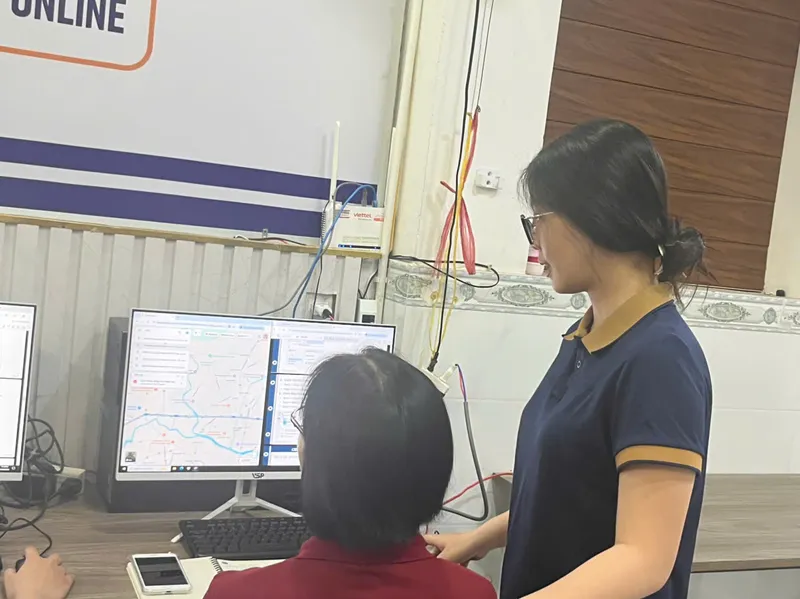 Lớp học ứng dụng trí tuệ nhân tạo tăng hiệu suất làm việc văn phòng Khóa học AI cho nhân viên văn phòng giải pháp tăng năng suất thực chiến